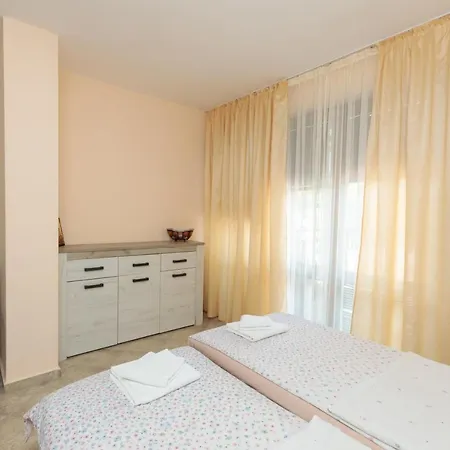 Apartment Aparthouse Paradise Bay *